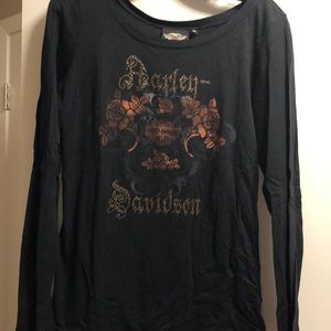 Long sleeved Harley Davidson women’s T-shirt